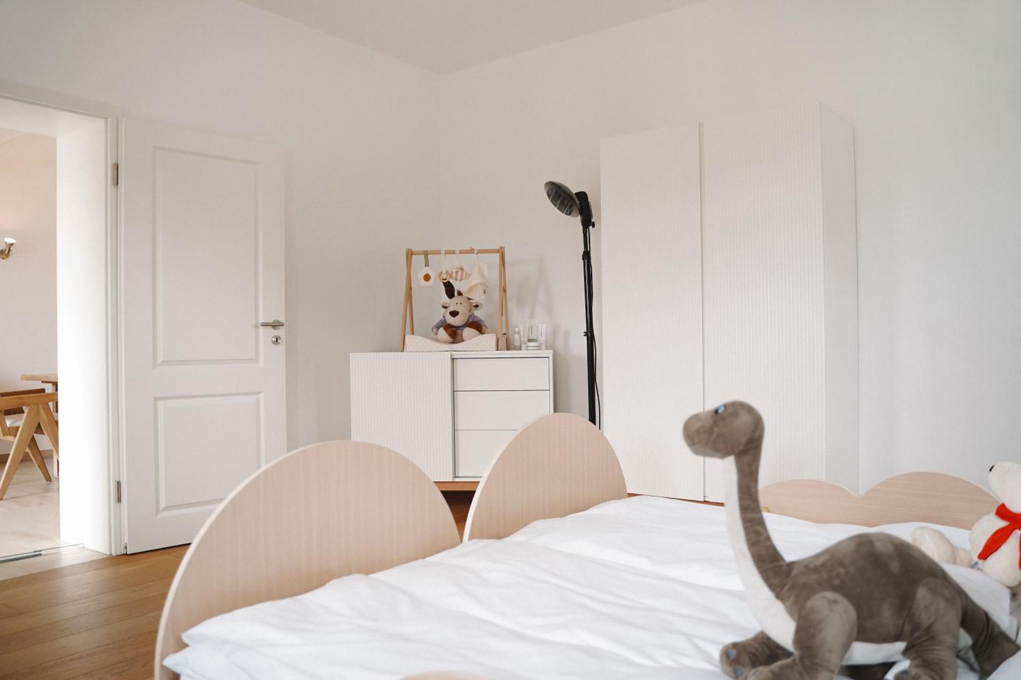 Black Horse Family Apartment - Barrierearm - Pfotenglueck - Familienzeit By Loewenherz Homes Stephanskirchen Exterior photo