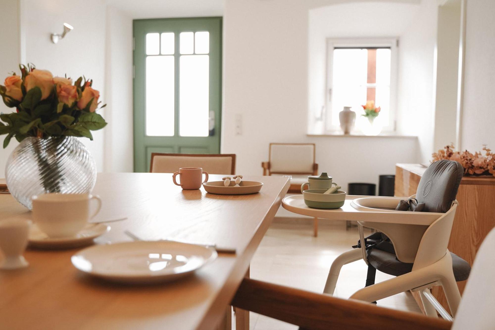 Black Horse Family Apartment - Barrierearm - Pfotenglueck - Familienzeit By Loewenherz Homes Stephanskirchen Exterior photo